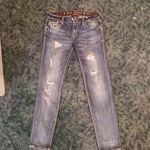 Rock revival destroyed skinny jeans